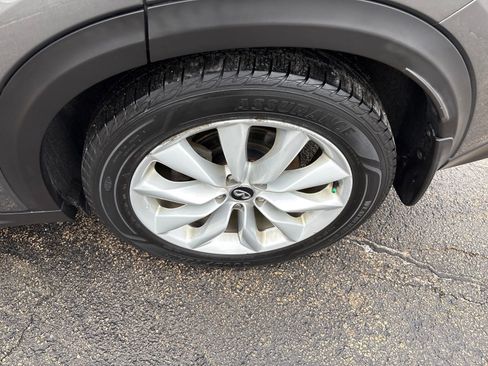 Used 2019 INFINITI QX50 Essential w/ Premium Heat Package image 31