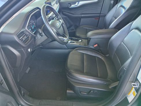 Used 2022 Ford Escape SEL FWD image 9