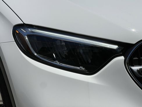 Certified 2025 Mercedes-Benz GLC 350e 4MATIC image 11