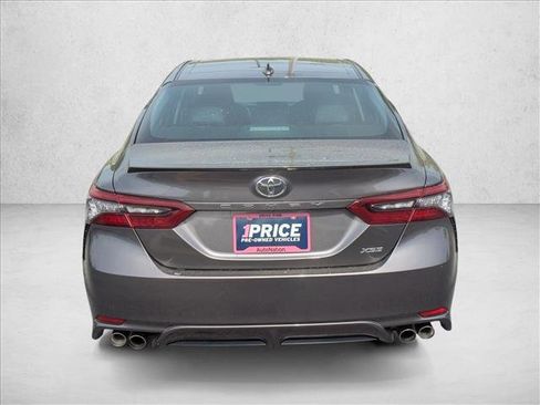 Used 2024 Toyota Camry XSE FWD image 6