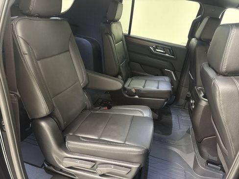 New 2026 GMC Yukon XL Denali w/ Sun & Power Step Package AWD/4WD image 28