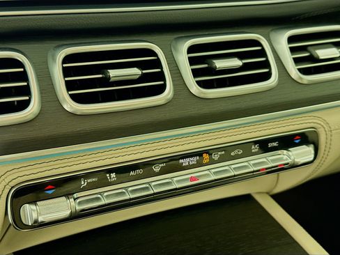 Used 2024 Mercedes-Benz GLE 53 AMG 4MATIC Coupe image 17