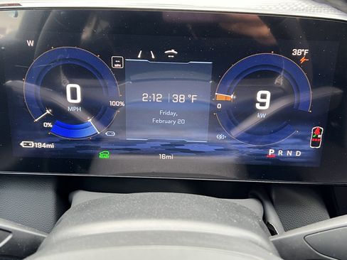 New 2026 Chevrolet Equinox EV LT image 29