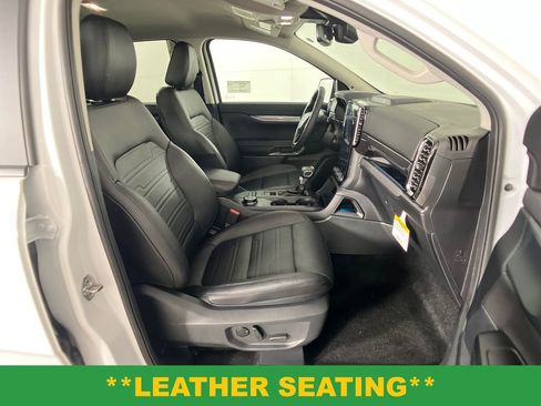 New 2025 Ford Ranger Lariat w/ FX4 Off-Road Package image 5