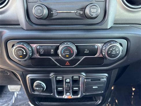 Used 2020 Jeep Gladiator Sport w/ Quick Order Package 24S image 20