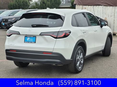 New 2026 Honda HR-V LX image 4