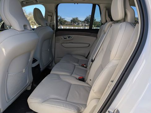 New 2026 Volvo XC90 T8 Ultra w/ Protection Package Premier AWD/4WD image 3