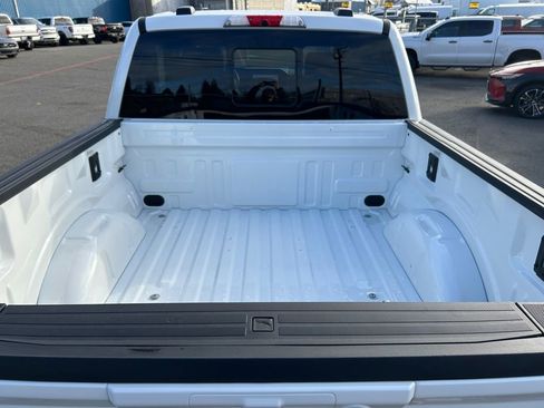 Used 2024 Ford F150 Platinum w/ FX4 Off-Road Package AWD/4WD image 25