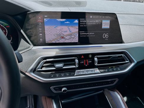 Used 2021 BMW X6 sDrive40i w/ M Sport Package RWD image 10