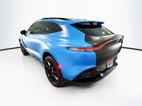 Used 2021 Aston Martin DBX AWD image 29