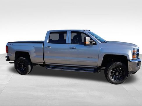 Used 2018 Chevrolet Silverado 2500 LT w/ All Star Edition AWD/4WD image 2