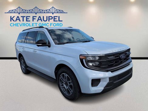 New 2026 Ford Expedition Active AWD/4WD image 1
