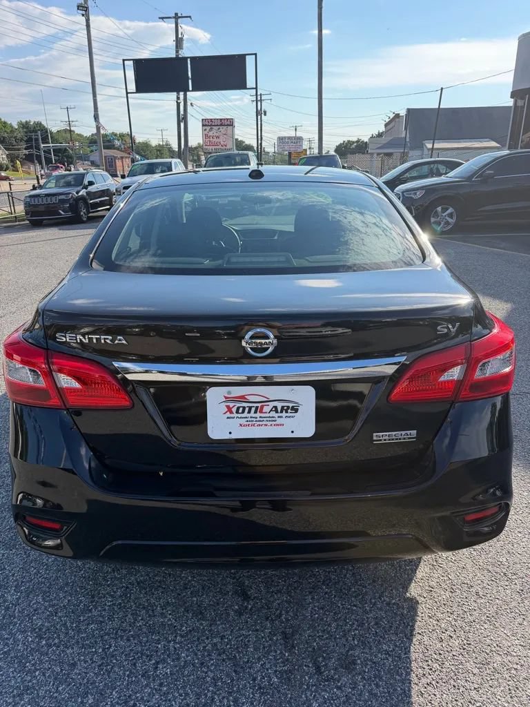 Used 2019 Nissan Sentra SV w/ Special Edition Package FWD image 7