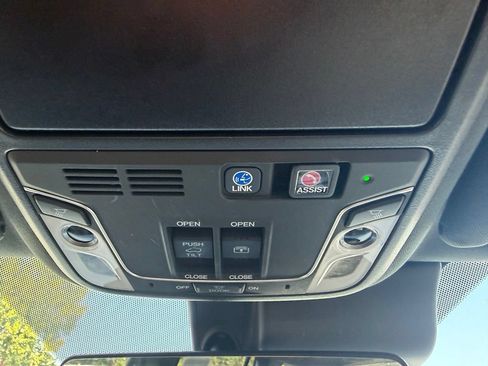 Used 2021 Honda Pilot Black Edition image 23