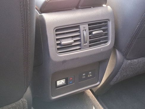 Certified 2022 Nissan Rogue SL w/ SL Premium Package image 12