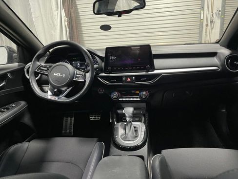 Used 2024 Kia Forte GT-Line w/ GT-Line Premium Package image 13