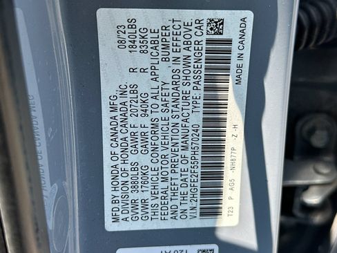 Used 2023 Honda Civic Sport image 32