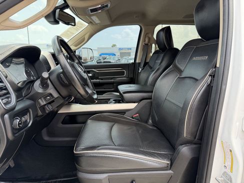 Used 2019 RAM 2500 Laramie AWD/4WD image 15
