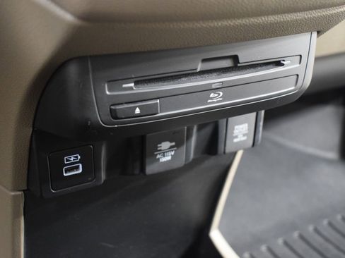 Used 2021 Honda Odyssey Touring image 37
