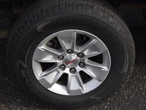 Used 2020 GMC Sierra 1500 SLE w/ Fleet Comfort Package image 12