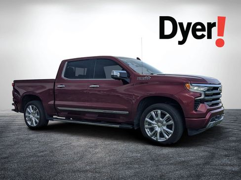 Used 2025 Chevrolet Silverado 1500 High Country w/ High Country Premium Package AWD/4WD image 1