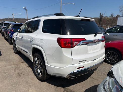 Used 2017 GMC Acadia Denali w/ Technology Package AWD/4WD image 13