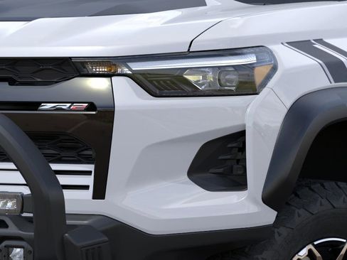 New 2025 Chevrolet Colorado ZR2 w/ Off-Road Front Bumper Package image 48