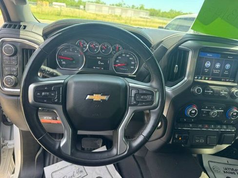 Used 2023 Chevrolet Silverado 2500 LTZ w/ Gooseneck/5TH Wheel Package AWD/4WD image 15