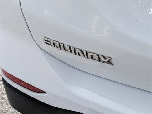 Used 2021 Chevrolet Equinox LS image 13