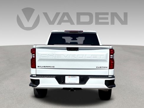 Used 2022 Chevrolet Silverado 1500 Custom image 19