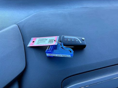 Used 2023 Toyota Corolla LE image 31