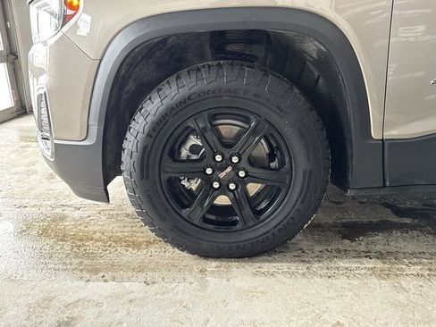 Used 2023 GMC Acadia AT4 w/ Preferred Package image 33