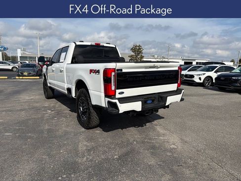 Used 2025 Ford F250 Platinum image 6