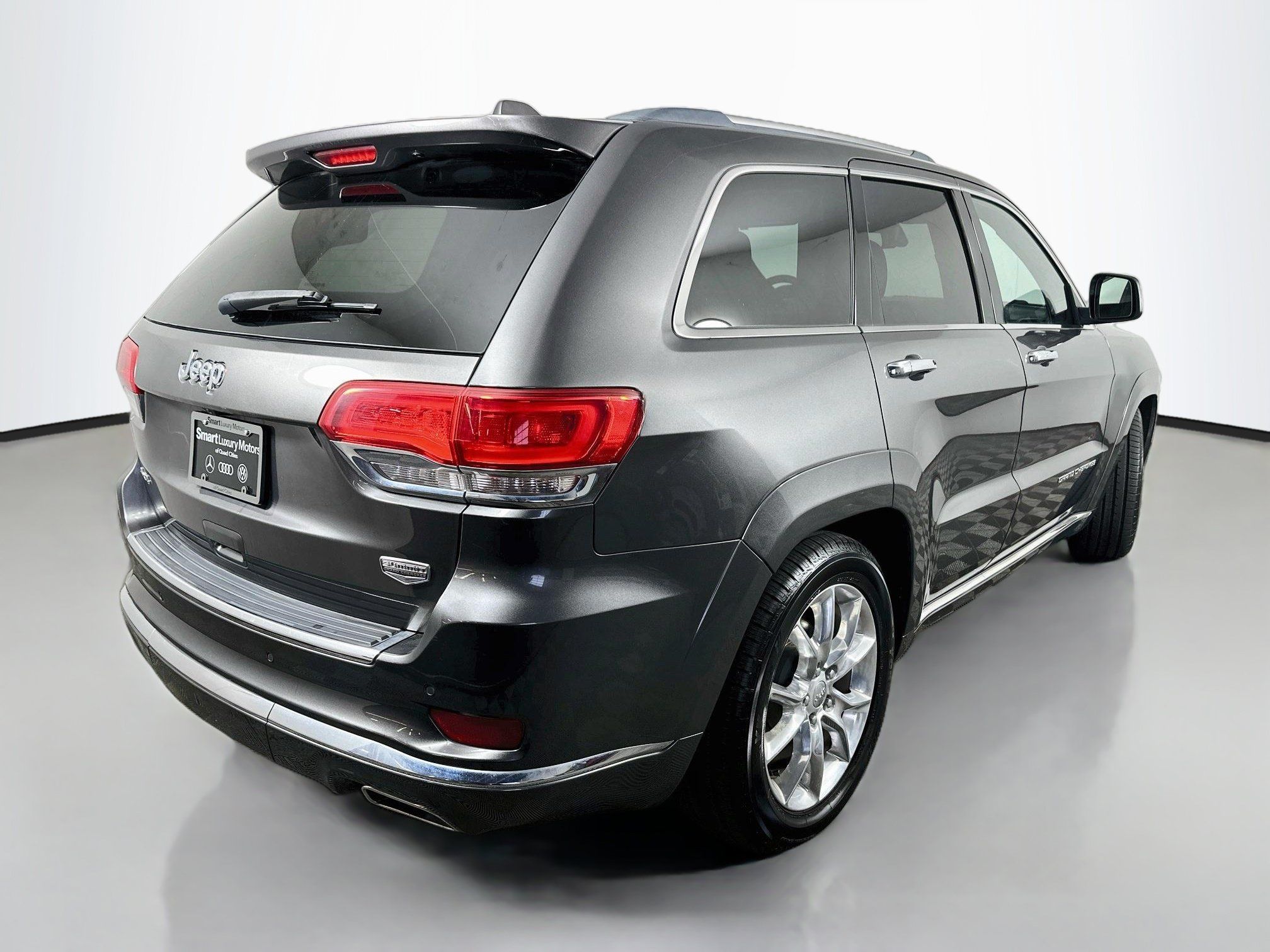 Used 2014 Jeep Grand Cherokee Summit AWD/4WD image 7