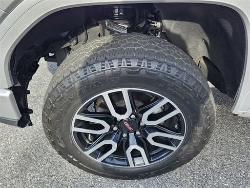 Used 2022 GMC Sierra 1500 Elevation w/ Elevation Premium Package image 16