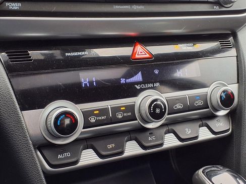 Used 2020 Hyundai Elantra Value Edition w/ Cargo Package (C1) image 19