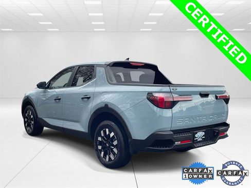 Certified 2025 Hyundai Santa Cruz SE image 4