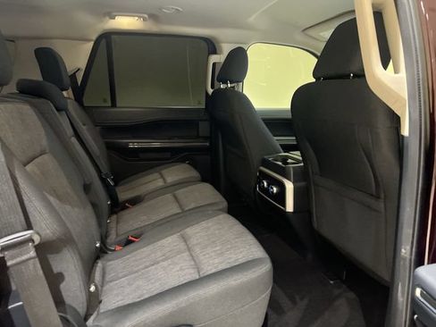 Used 2023 Ford Expedition XLT RWD image 25