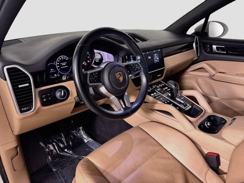 Used 2019 Porsche Cayenne AWD/4WD image 9