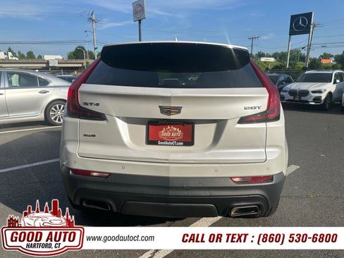 Used 2019 Cadillac XT4 Luxury w/ Cold Weather Package image 6