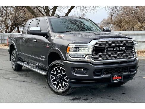 Used 2020 RAM 2500 Limited image 2