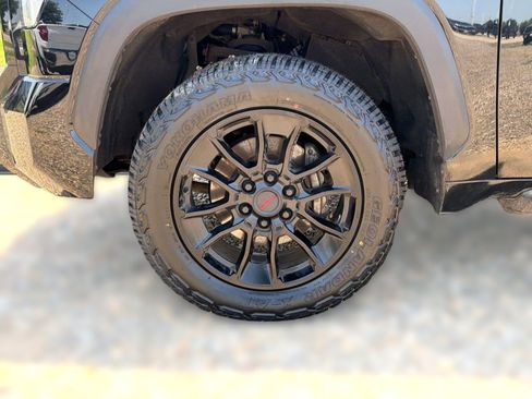 Used 2023 Toyota Tundra SR5 AWD/4WD image 11