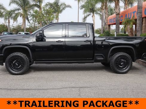 Used 2024 Chevrolet Silverado 2500 LTZ w/ LTZ Plus Package AWD/4WD image 5