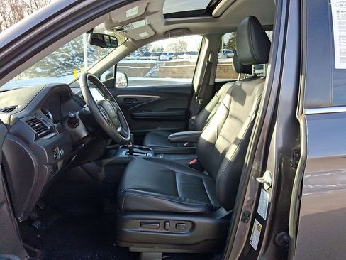 Used 2019 Honda Ridgeline RTL-T image 11