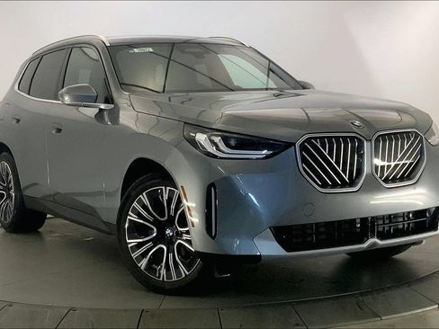 New 2026 BMW X3 xDrive30i w/ Premium Package AWD/4WD image 11