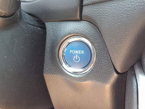 Used 2022 Toyota RAV4 XSE AWD/4WD image 23