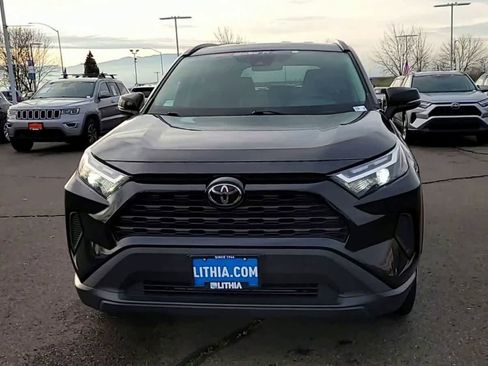 Used 2024 Toyota RAV4 XLE image 3