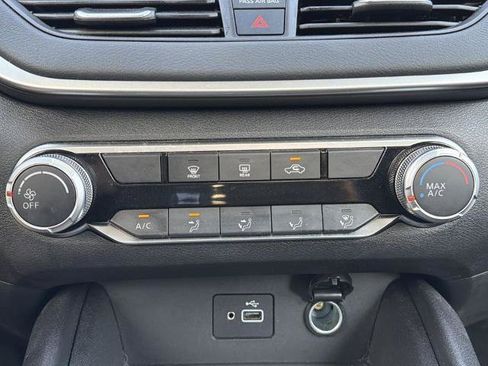 Certified 2023 Nissan Altima 2.5 S FWD image 5