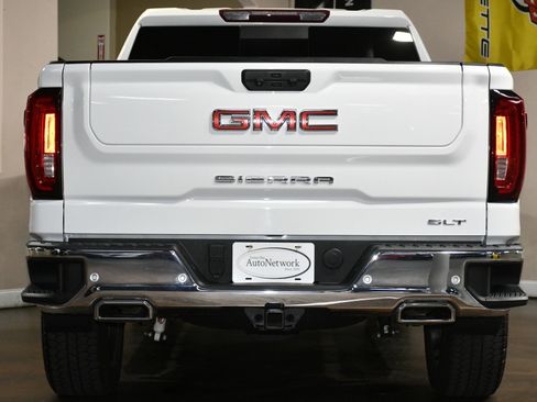 Used 2023 GMC Sierra 1500 SLT w/ SLT Premium Plus Package AWD/4WD image 2