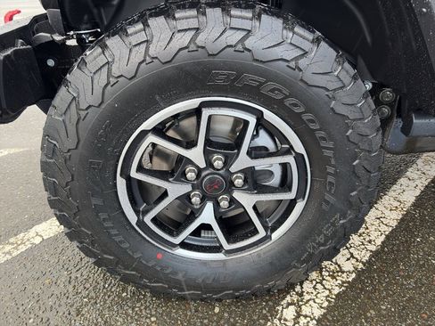 New 2026 Jeep Wrangler Unlimited Rubicon image 2